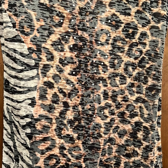 WET SEAL ANIMAL PRINT BURNOUT TEE - Picture 2 of 5